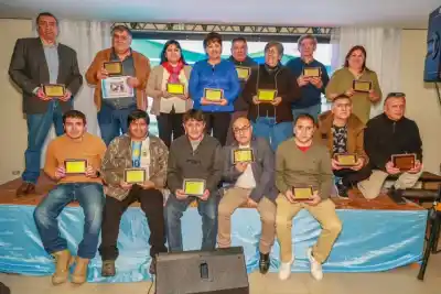 Reconocieron a trabajadores con hasta 47 años de oficio: la emotiva ceremonia que organizó UTHGRA