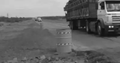 El peligroso estado de la Ruta 51 que nadie repara: conductores alertan por un zanjón que crece día a día