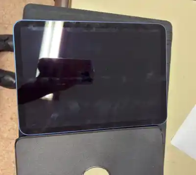 Le robó una tablet y una cámara, pero la Policía encontró algo inesperado cuando revisó su casa