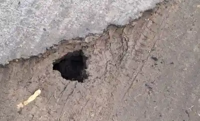 Un pozo en Lezana tiene en vilo a los vecinos de Trelew: el peligro oculto que denuncian