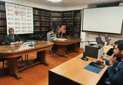 Intentaron robar perfumes en un supermercado y terminaron detenidas: el juez tomó una decisión inesperada