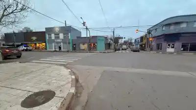 Una mujer fue embestida por una camioneta en Santa Rosa y terminó en el hospital