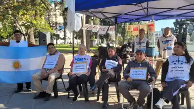 Docentes en ayuno: el duro mensaje que inquieta al Gobierno