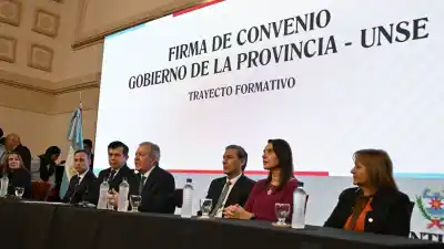 Firma clave entre el Gobierno y la UNSE: el paso que define a los próximos directores de escuela