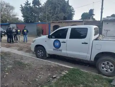 Detuvieron a un policía por el crimen del estudiante de enfermería en Carboncito: era su primo