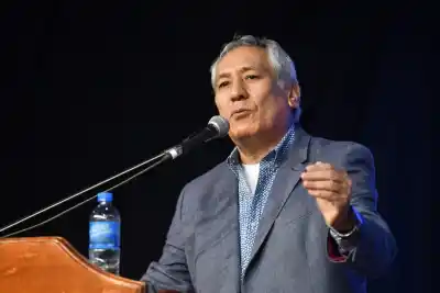 Béliz propone adelantar las elecciones en Chubut y lanza un ultimátum para sacar a la provincia del rezago patagónico