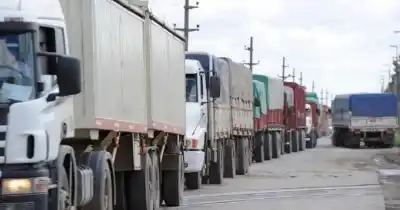 Puertos de la región en jaque: el acuerdo secreto que busca destrabar la entrega de granos