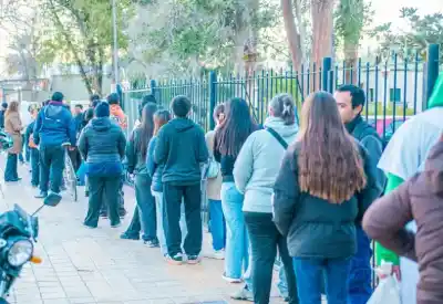El programa que desbordó Rivadavia: más de 1.500 vecinos se inscribieron en busca de nuevas salidas laborales