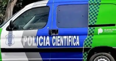 Encontró a su amiga muerta con la cabeza enterrada en el patio y desató un operativo que conmocionó a Villa Elisa