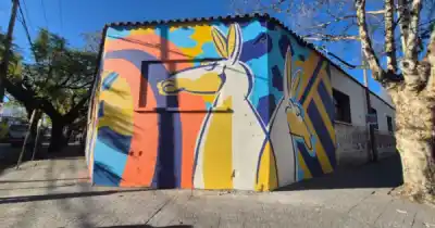 El mural de 75 metros cuadrados que ya es furor en una esquina de Salta