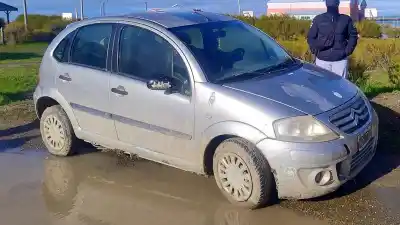 Un Citroën C3 robado en Puerto Deseado apareció abandonado cerca del Museo