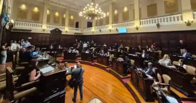 Adiós a las leyes obsoletas: Mendoza derogó 133 normas antiguas y hay una que fijaba el precio del vino en 6 centavos