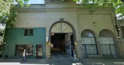 Un trabajador murió tras una caída fatal desde el techo de una cochera en Rosario