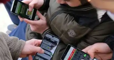 Apuestas online en menores: la alerta de un especialista que incomoda a los adultos