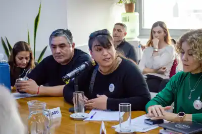 Licencias por ELA: sindicatos frenan iniciativas y exigen que la paritaria no quede afuera
