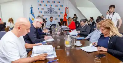 Exigencias para cargos públicos y protección de un histórico inmueble: qué se trata hoy en la Legislatura