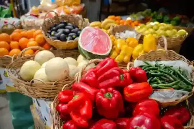 Los precios que sorprenden en la Feria de Abasto: ¿cuánto cuesta llenar la heladera?