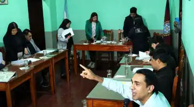 Echaron a Matías Cruz del Concejo y ahora pelea por su banca en los tribunales