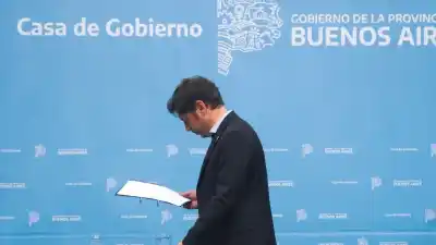 ¿Se cae la misión a China? Kicillof prioriza quedarse por la visita papal a Luján
