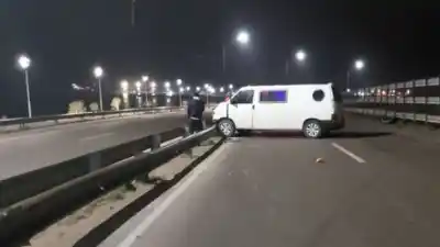 Una camioneta se despistó en la Ruta 3 y el impacto dejó un detalle que llamó la atención