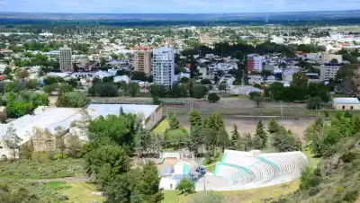 Atacó a su pareja con un cuchillo y la estranguló en Regina: seguirá preso