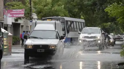 Tormentas severas en Santa Fe: ráfagas de 90 km/h, granizo y un brusco cambio de temperatura