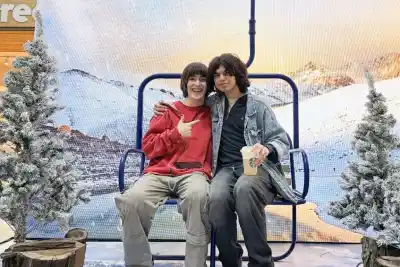 ¿Qué se esconde detrás del stand de la nieve en el shopping?