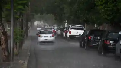 Alerta amarilla en Santiago del Estero: Dos días de tormentas intensas que cambiarán los planes