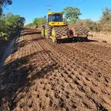 Mejoras en caminos rurales: el Consorcio N°106 de La Playosa interviene en las rutas 7 y 14