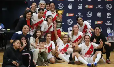 Guaraní extendió su reinado: tricampeón del futsal femenino de la LPF tras vencer a Gibson Brown