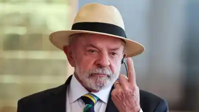 Lula desafía a Milei y Trump: "Vamos a enfrentar a cualquiera que quiera interferir" en las elecciones de Brasil