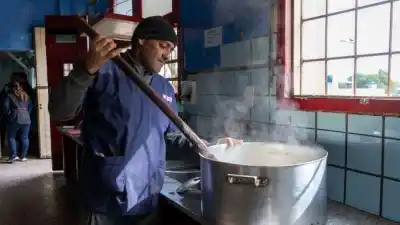 El Gobierno provincial apelará la cautelar y asegura que los desayunos escolares siguen garantizados