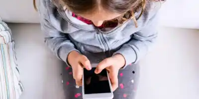 Alerta en San Juan: detectan casos de grooming en niños de 8 años y lanzan programa de prevención