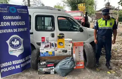Detienen una camioneta con destino a la capital tucumana y lo que llevaba dentro alertó a Aduanas