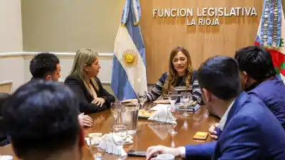 La estrategia que Catamarca quiere copiarle a La Rioja para darles voz a los jóvenes
