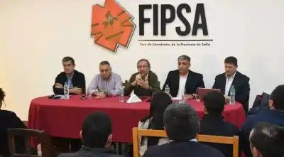 Salta se prepara: el plan de limpieza de canales que busca evitar otra inundación