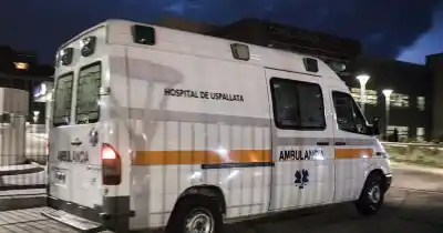Despiste en Uspallata: madre y sus dos hijas terminaron con politraumatismos tras chocar contra un árbol