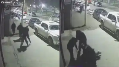 Golpiza a la salida de un boliche: las cámaras captaron el ataque de tres policías