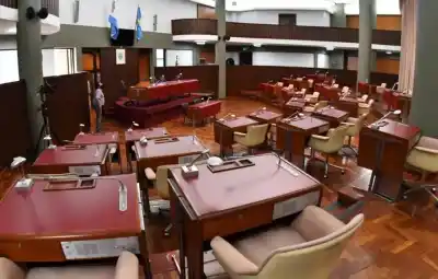 La deuda que no termina: Coliñir exige ver el contrato del nuevo bono y alerta por la acumulación de vencimientos