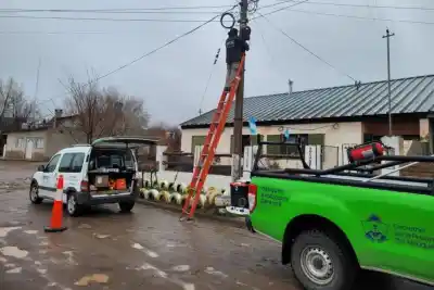 Conectividad clave: la fibra óptica llegó a oficinas públicas de Piedra del Águila