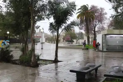 El cielo se prepara: dos alertas por tormentas sacuden Corrientes y hay recomendaciones clave