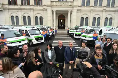 Salud en Entre Ríos: entregaron 24 ambulancias y suman un refuerzo clave para emergencias