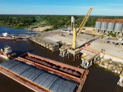Tras la niebla, el puerto de Formosa vuelve a operar con normalidad