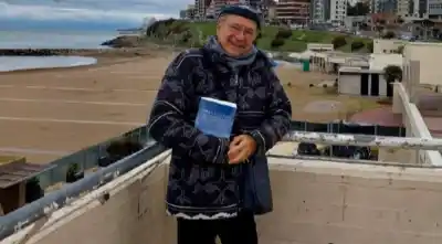 ¿Qué esconden las sotanas? Un exsacerdote salteño las analiza en su nuevo libro
