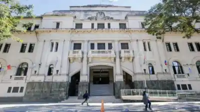 Intentó matarla de un tiro, el arma falló y la atacó a cuchilladas: la insólita secuencia que terminó con un detenido en Santa Fe