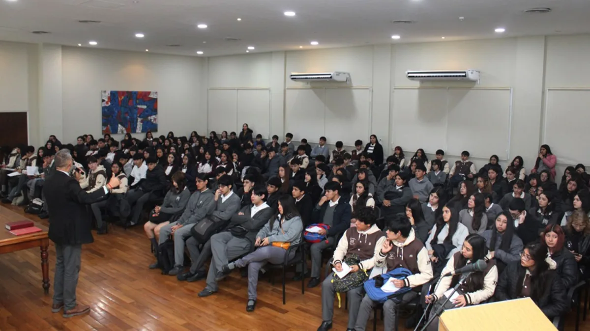 Estudiantes en Tribunales