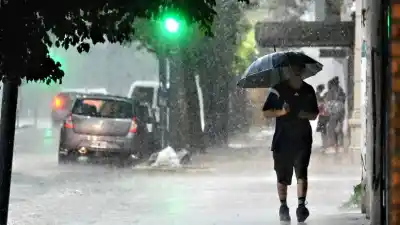 Alerta naranja y amarilla por tormentas: cómo estará el tiempo este jueves en Santa Fe