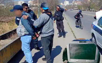 El robo que delató a un ladrón: la pista que dejó en una casa de empeño