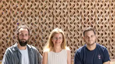 El invento que enfría 7 grados sin electricidad: así funciona la pared de cerámica impresa en 3D
