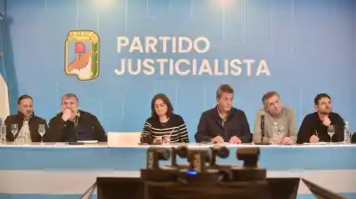 Grietas internas y pérdida de poder: la tormenta perfecta que sacude al peronismo nacional